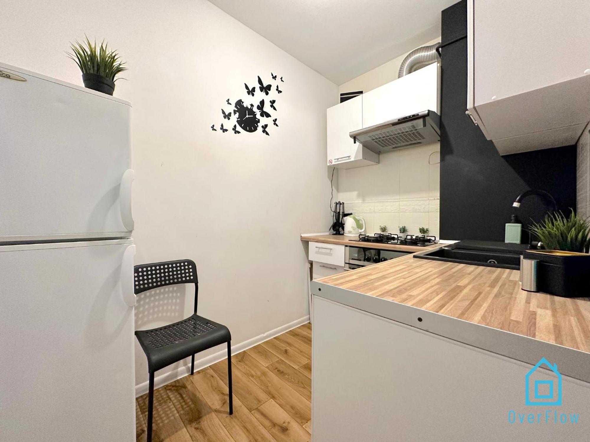 Habitación en casa particular World - 10 Minutes To Old Town & Seaside *